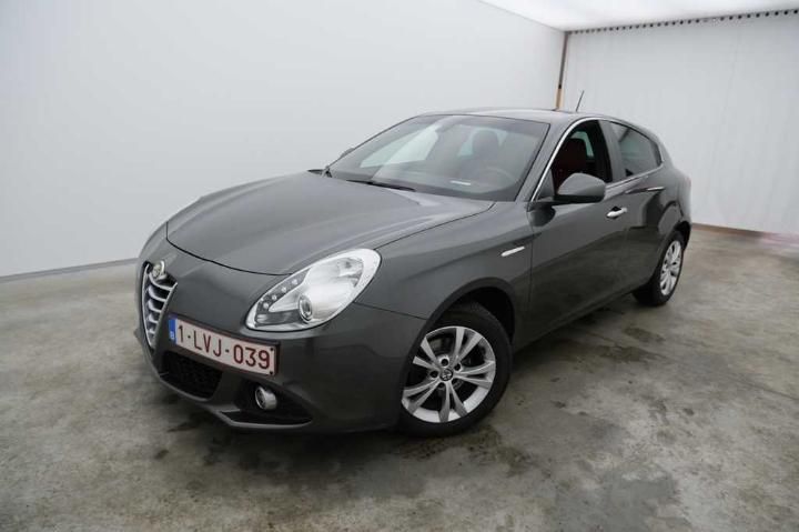 alfa romeo giulietta &#3910 2015 zar94000007410445