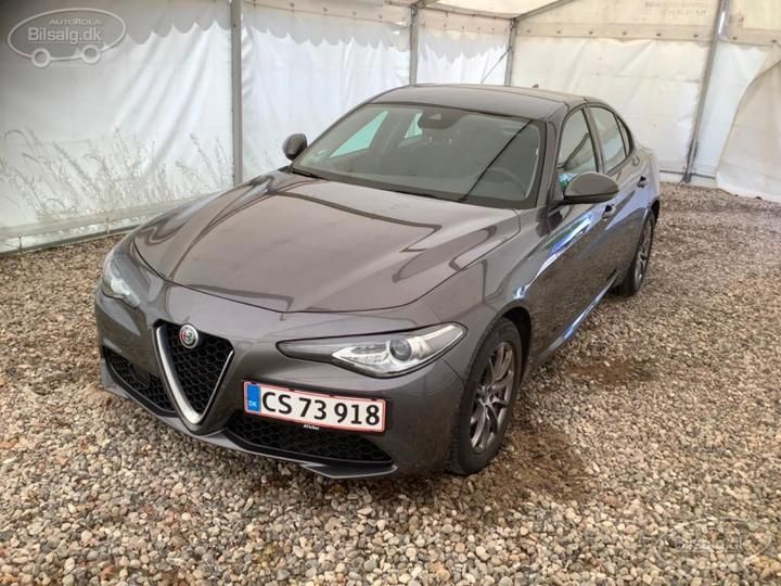 alfa romeo giulia saloon 2020 zareaebn6k7611479