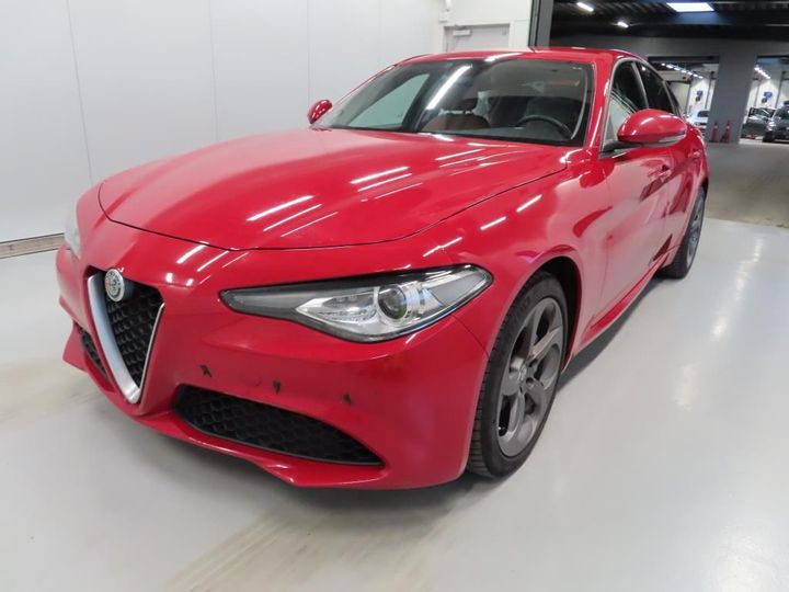 alfa-romeo giulia 2018 zareaebnxk7595559