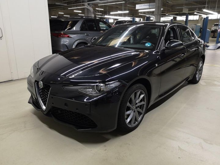 alfa romeo giulia 2022 zareafbn8n7671497