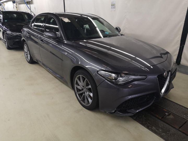 alfa romeo giulia 2023 zareafbn8n7673430