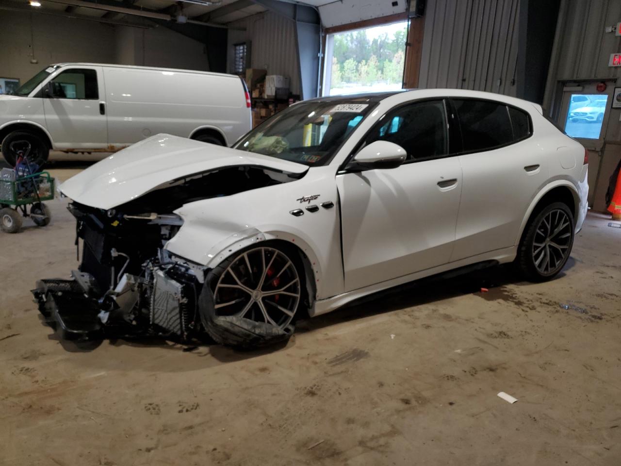 maserati grecale 2023 zn682cvt7p7438273